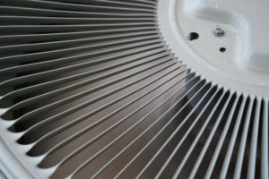  AC